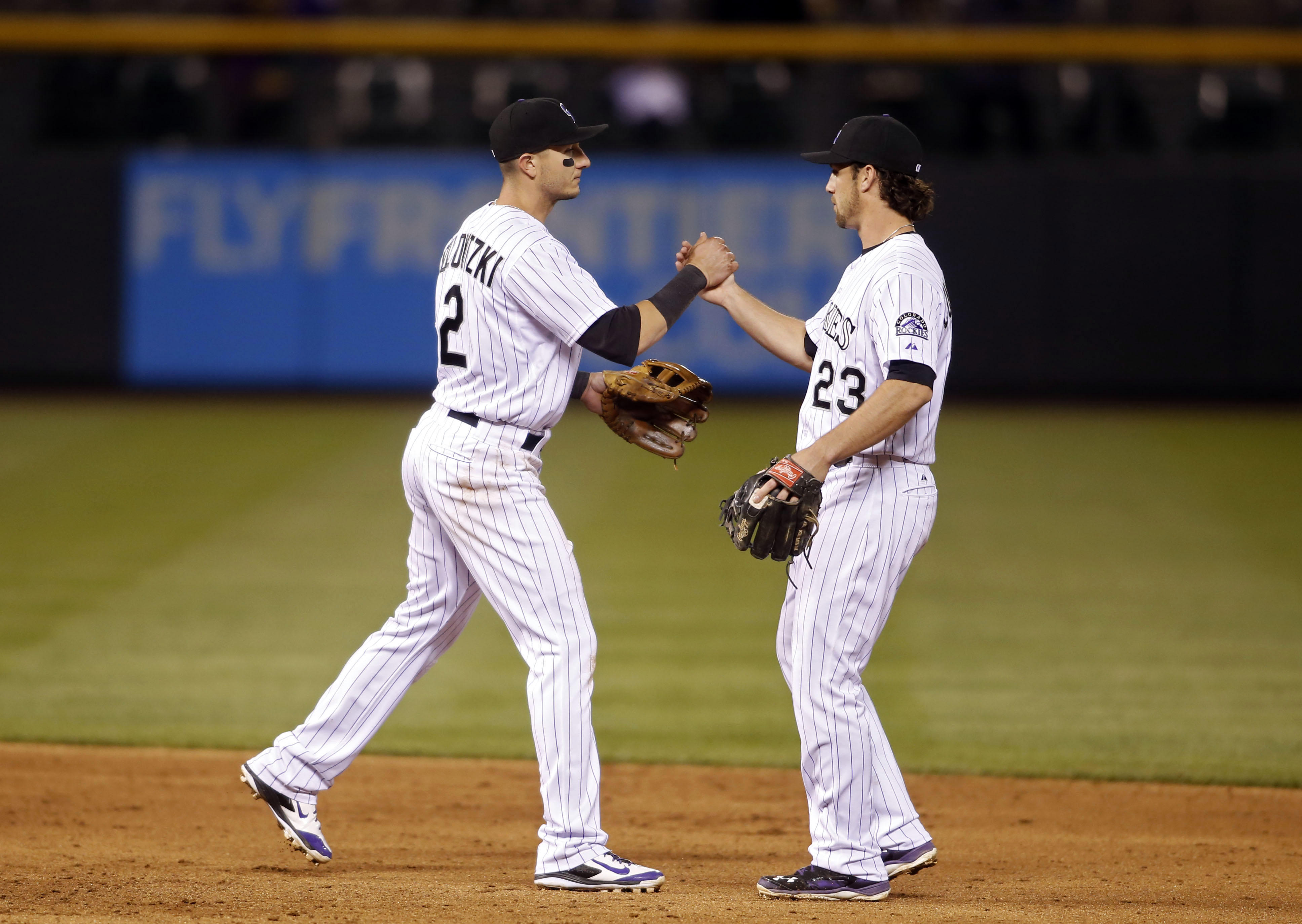 Troy Tulowitzki extends both his on base and hitting streak again