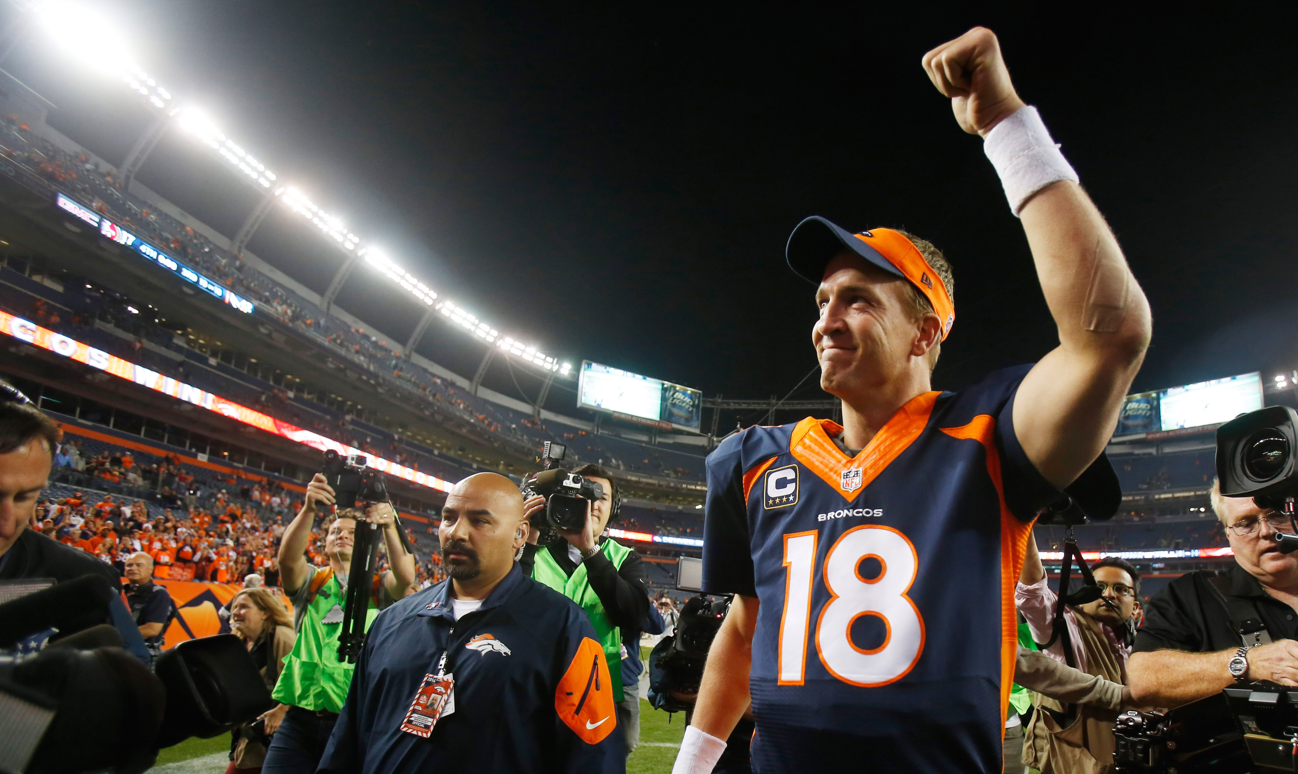 Manning named AFC offensive player of the week