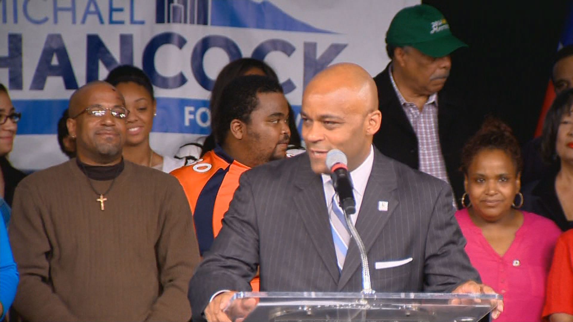 Denver mayor easily wins reelection
