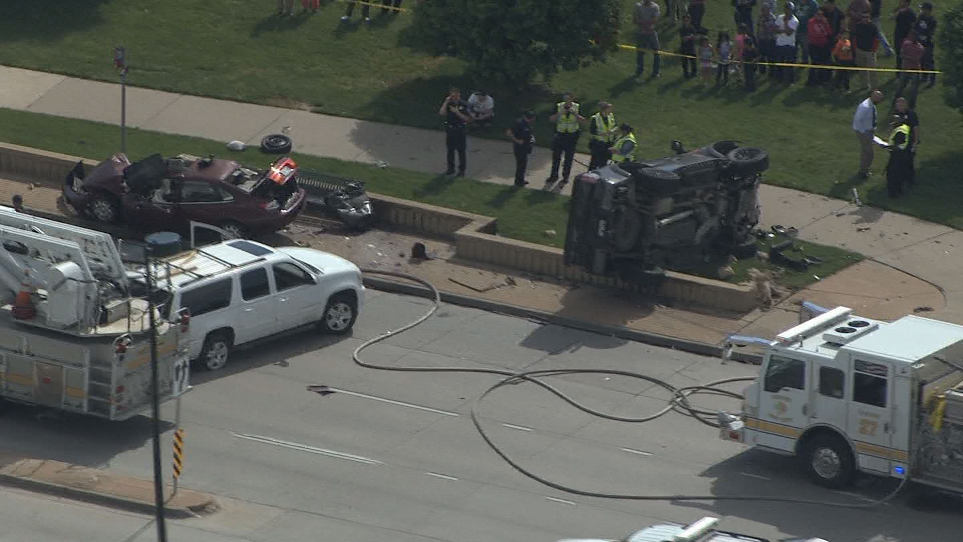 1 dead in Denver 3vehicle rollover crash