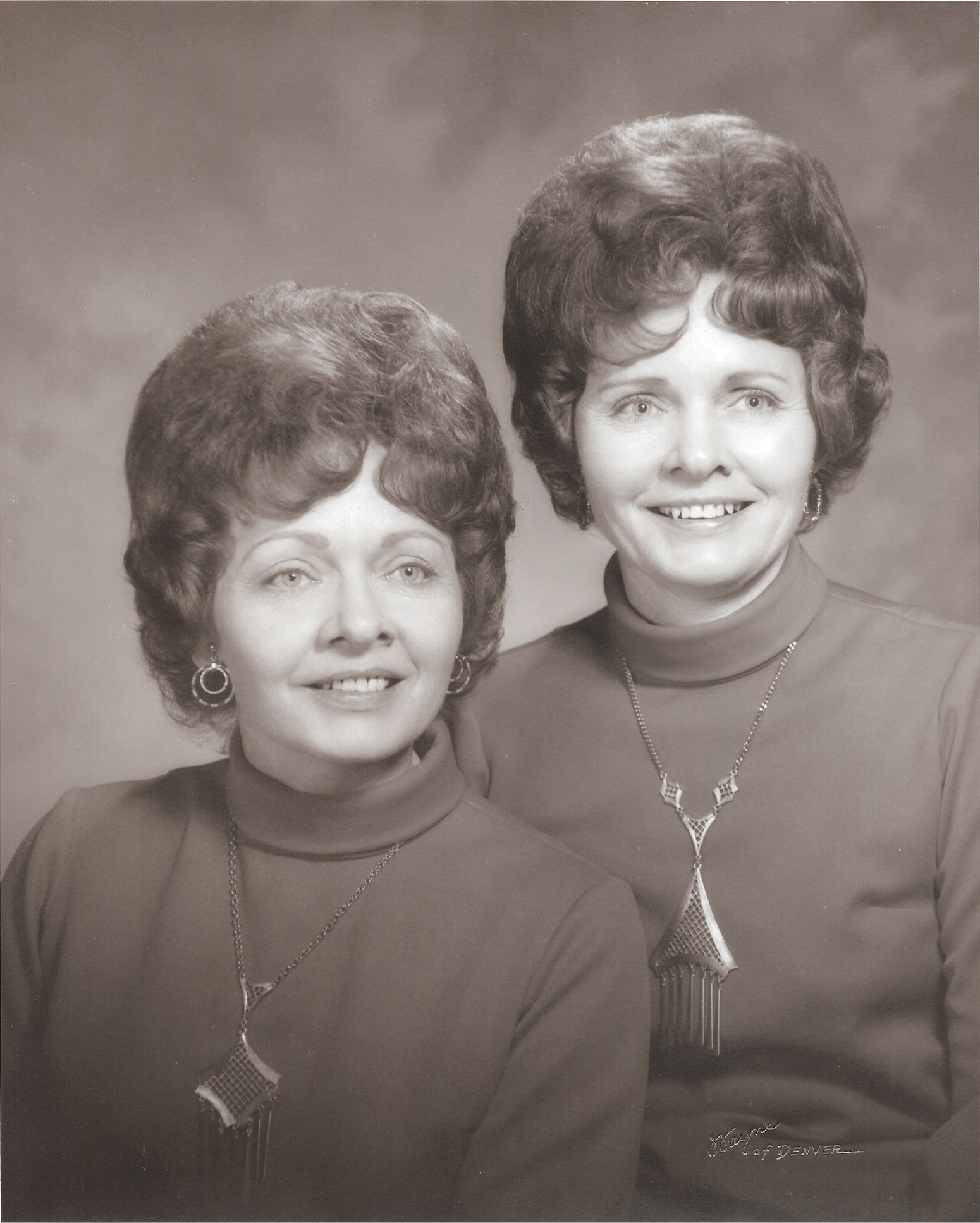 83yearold identical twins die hours apart