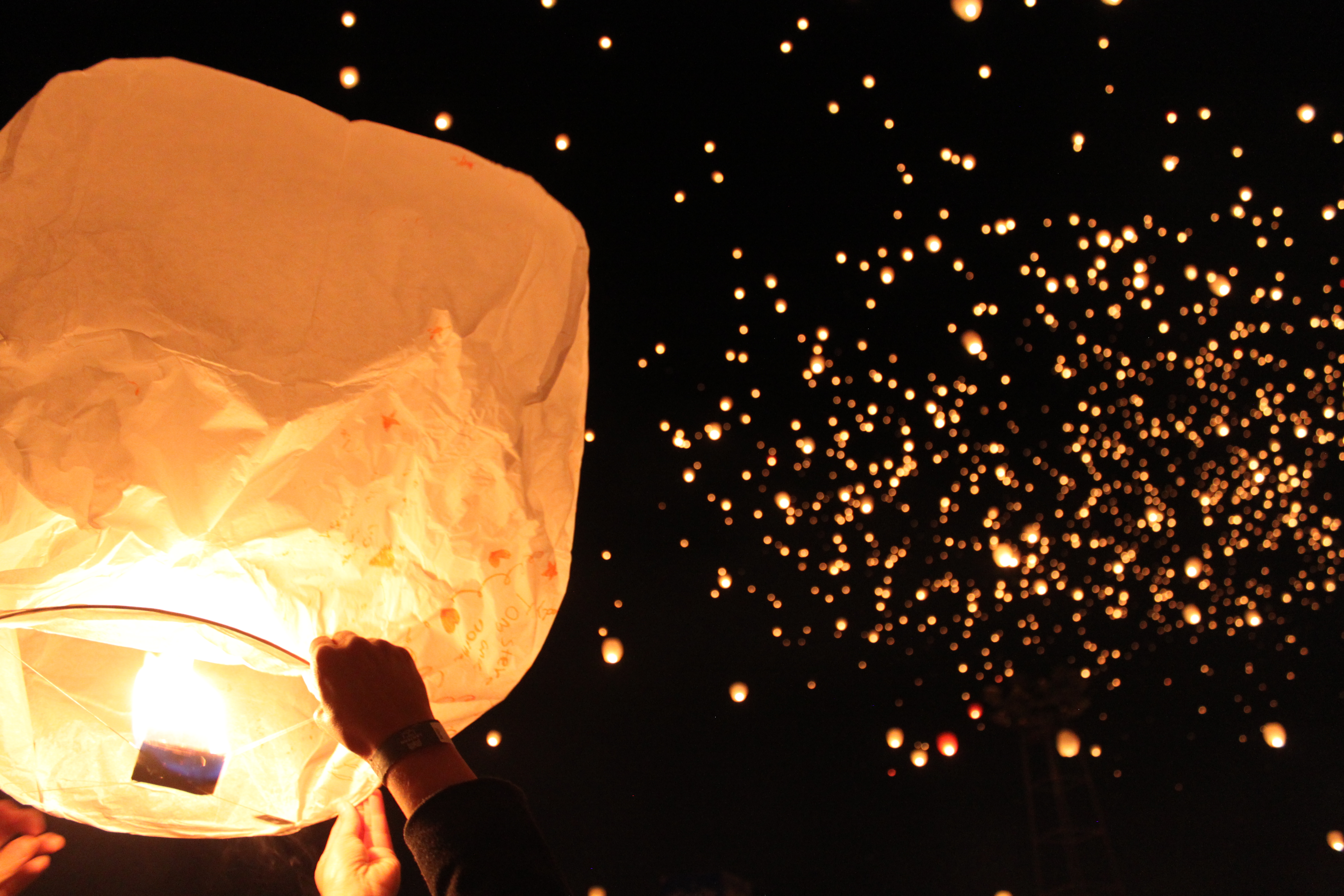 Lantern Fest lights up Colorado skies