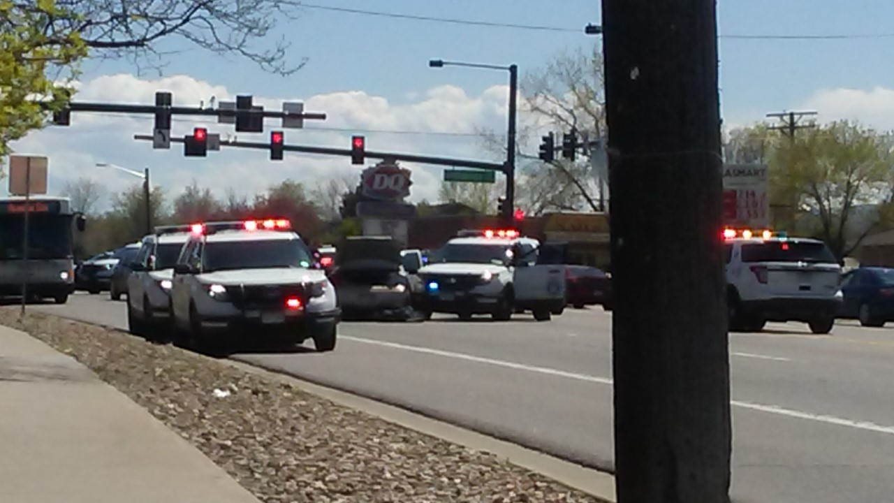 2 suspects arrested after pursuit in Denver | 9news.com