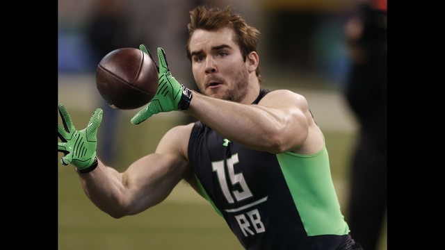 Broncos sign draft picks Janovich, Parks