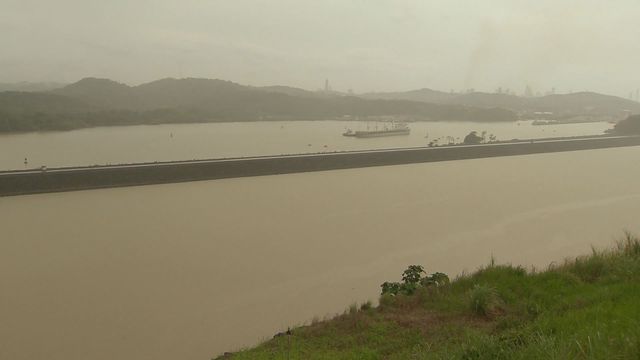 CO company expanding Panama Canal