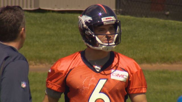Broncos plan to start Sanchez