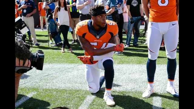 Brandon Marshall takes a knee again