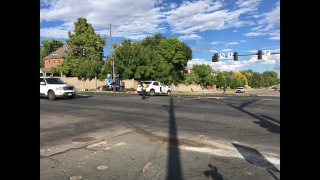 4 injured in Denver crash