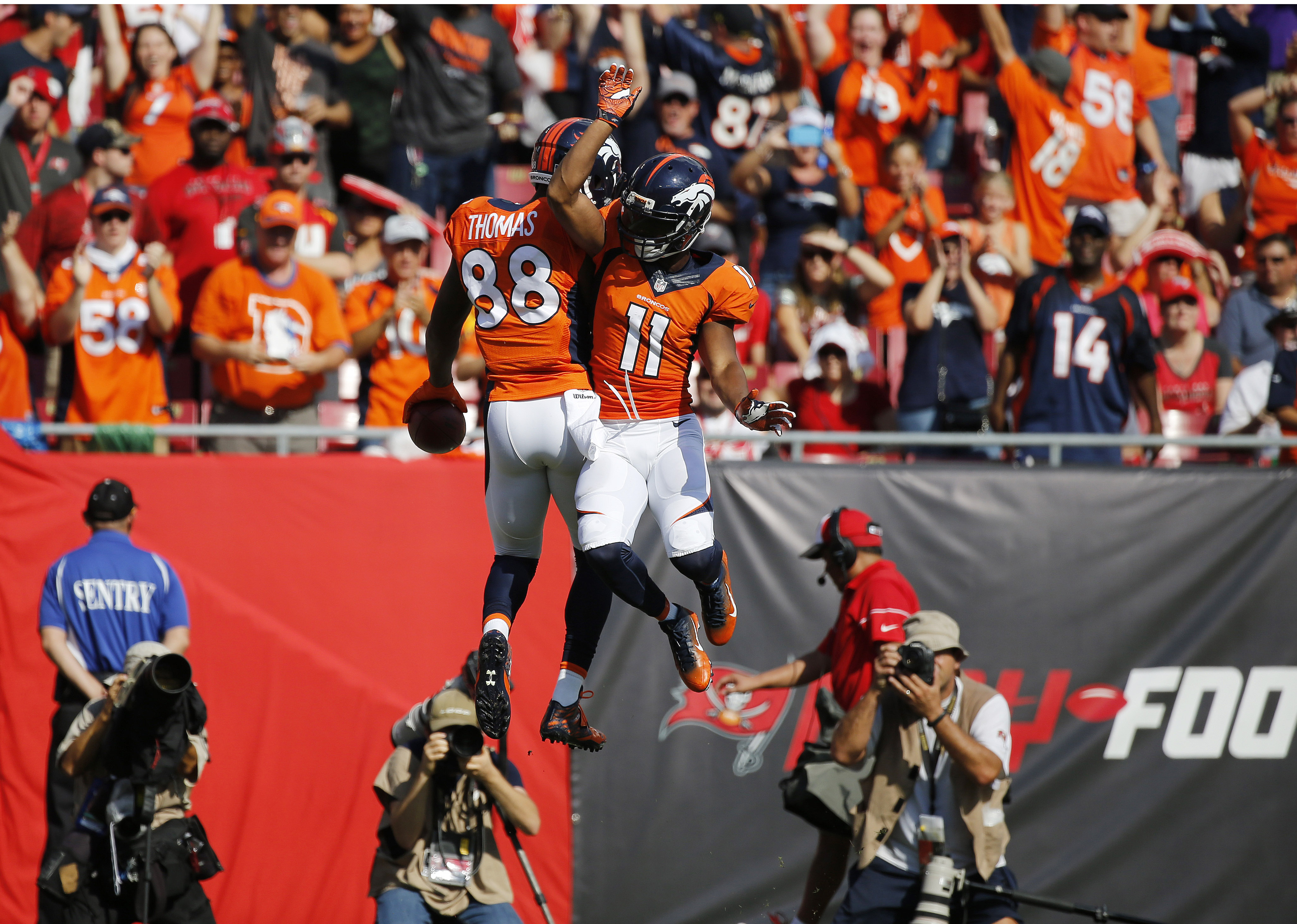 PHOTOS: Broncos vs. Buccaneers, October 2, 2016