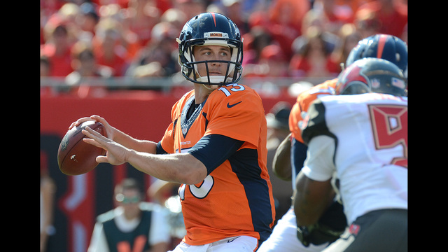 Lynch helps Broncos defeat Bucs 27-7