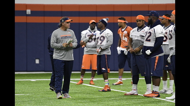 Phillips knows DeCamillis' challenges as substitute teacher - 9NEWS.com