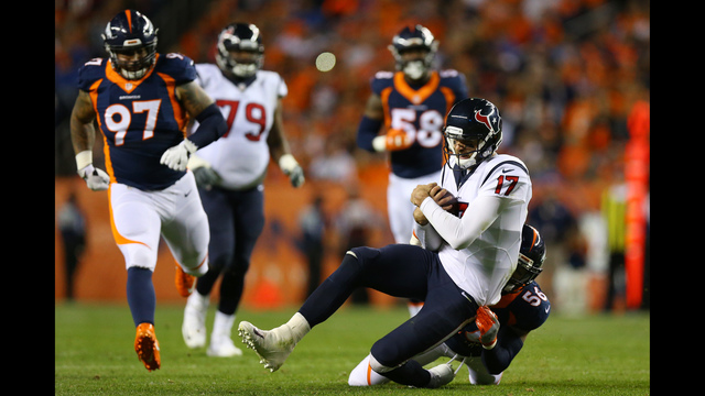 Denver pulverizes Houston for 190 rush