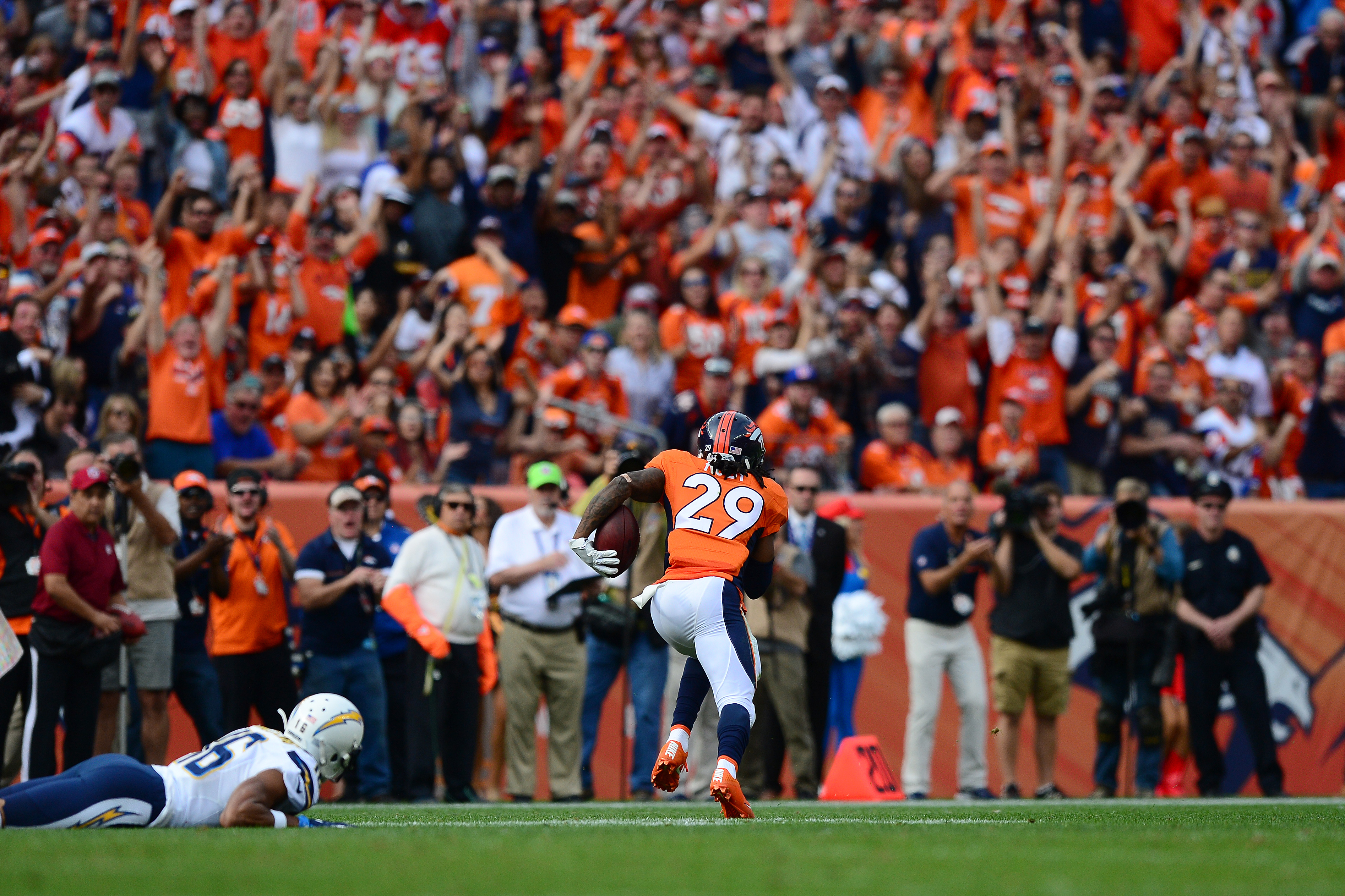 Broncos TE Virgil Green says he's playing vs. Chargers; team's thoughts on color  rush jerseys