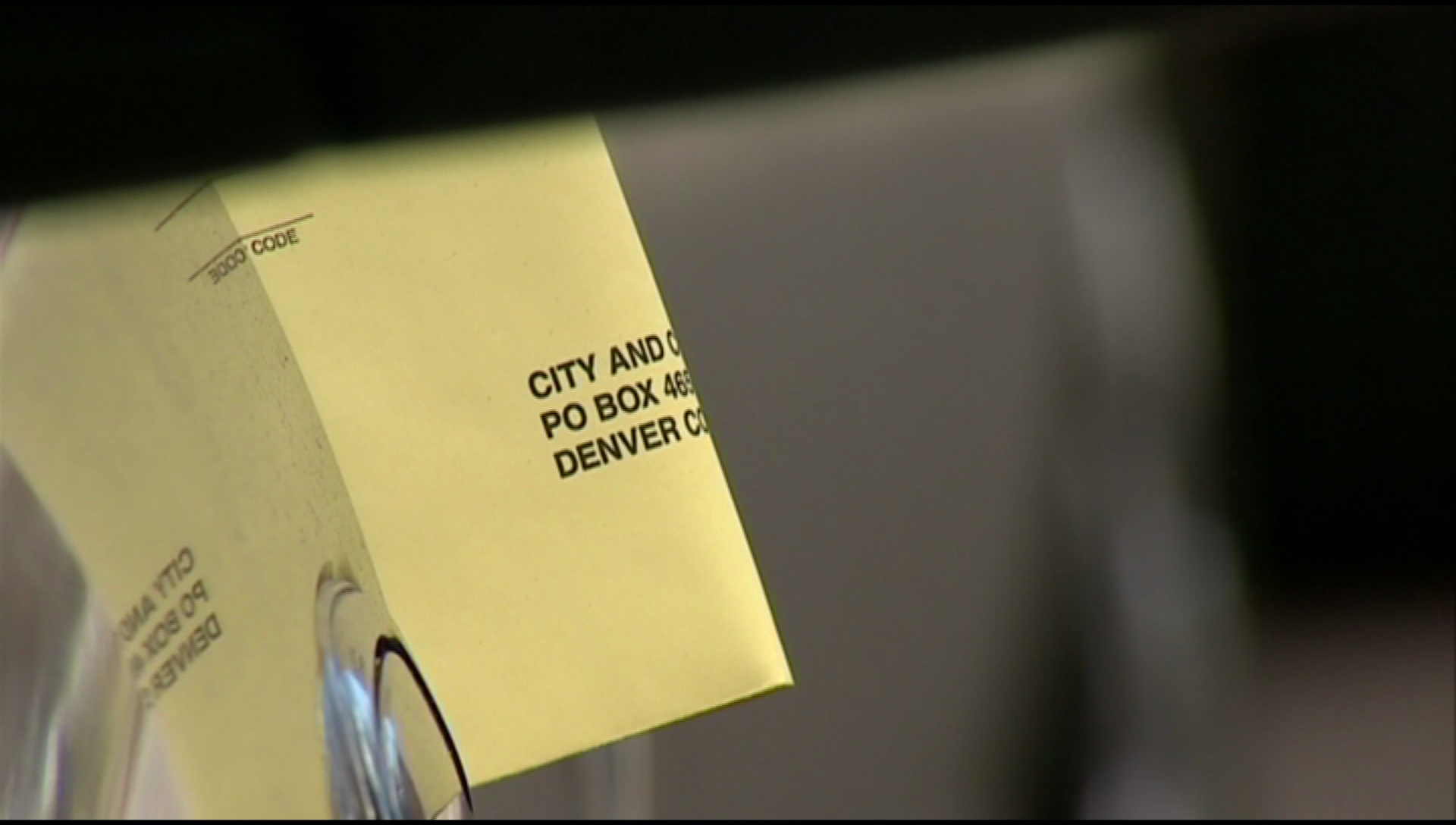 Denver issued more than 100,000 street sweeping tickets in 2016