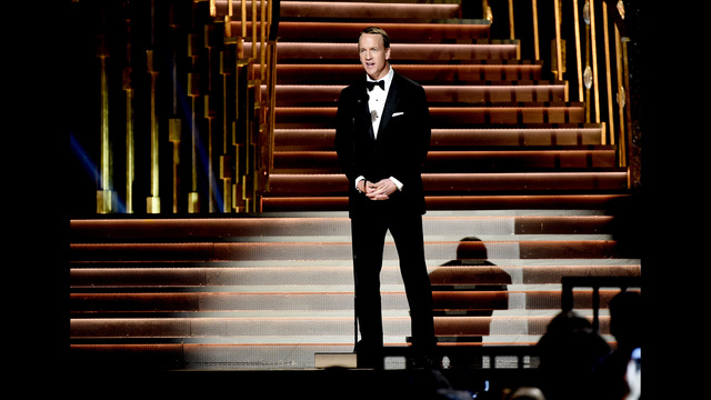 WATCH: Peyton Manning sings at CMAs