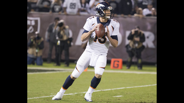 Raiders lead Broncos 20-7 at halftime