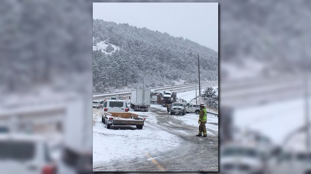 2 hospitalized after 15-vehicle pileup