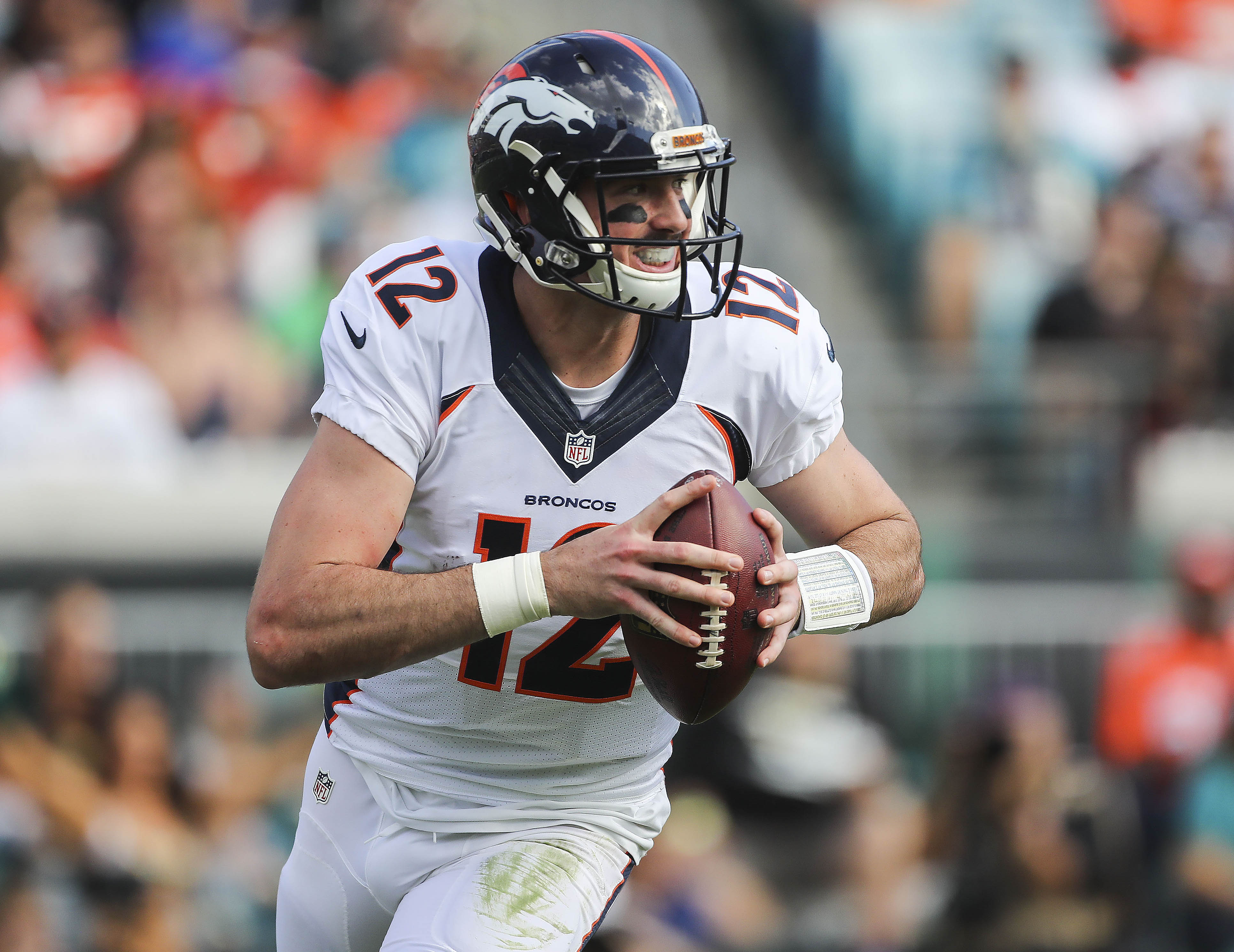 Broncos must start Lynch against Raiders