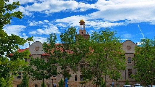 What colleges produce highest paid grads