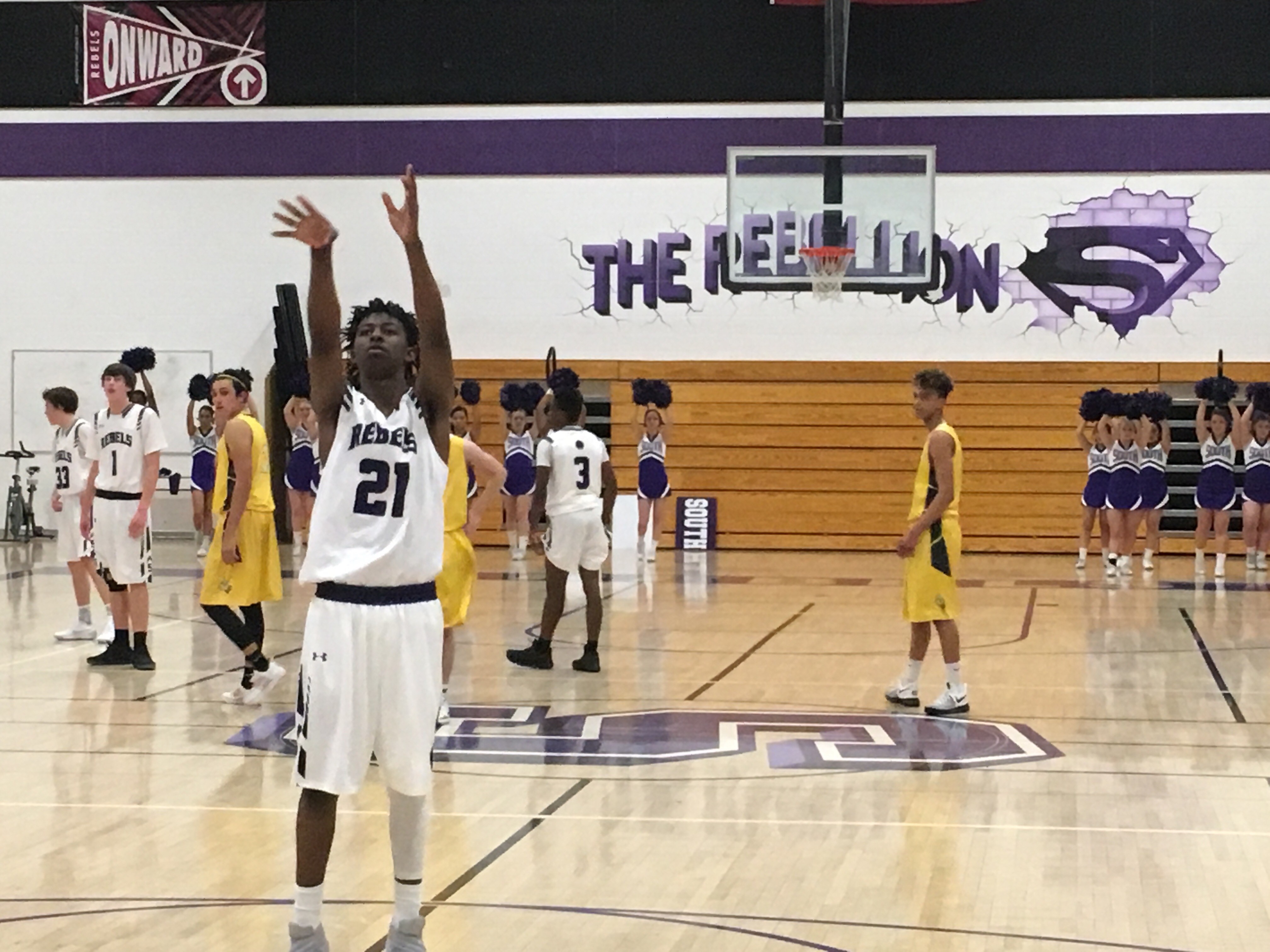 Denver South basketball jumps out to quick start in win over visiting