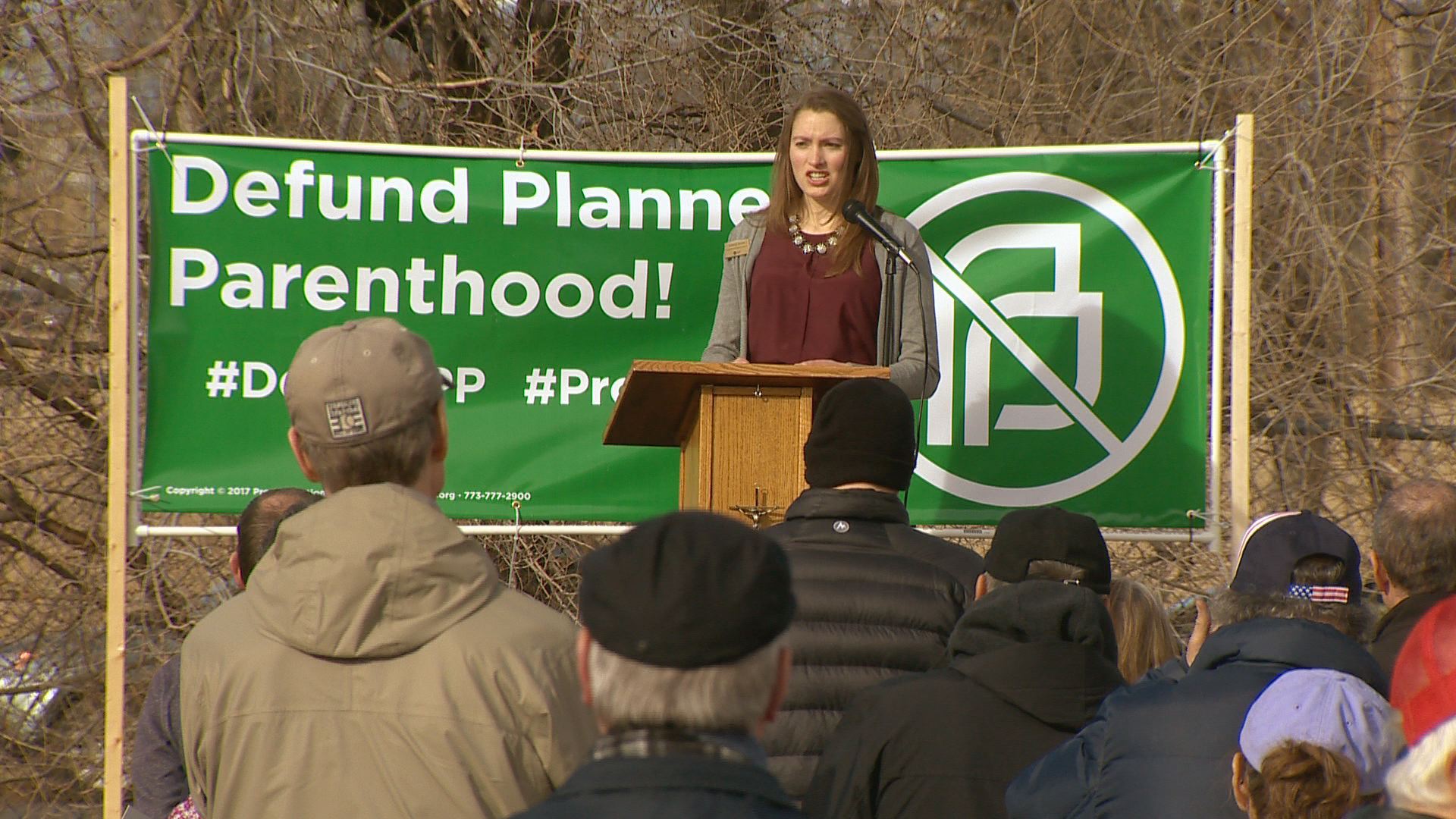 Opposing rallies on Planned Parenthood