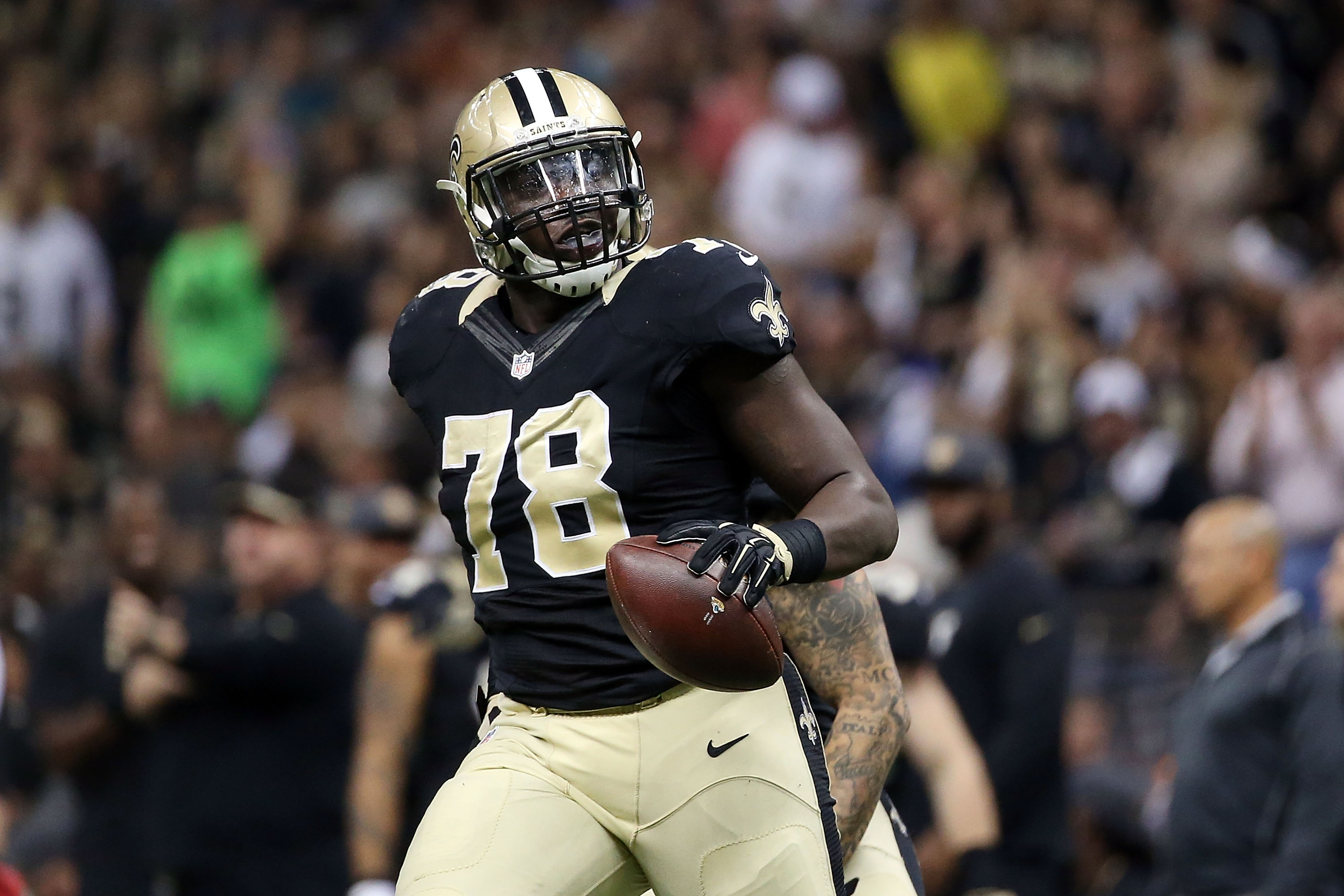 Broncos reel in comp picks, not Mitchell