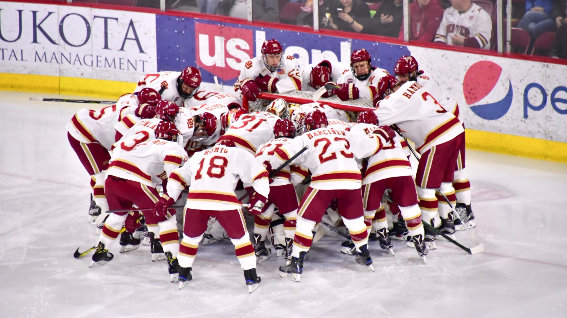 Pioneers advance to Frozen Faceoff