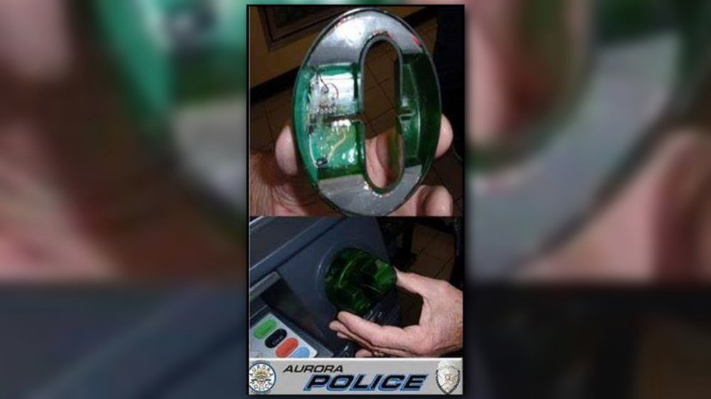 Skimming device found on gas pump in Aurora