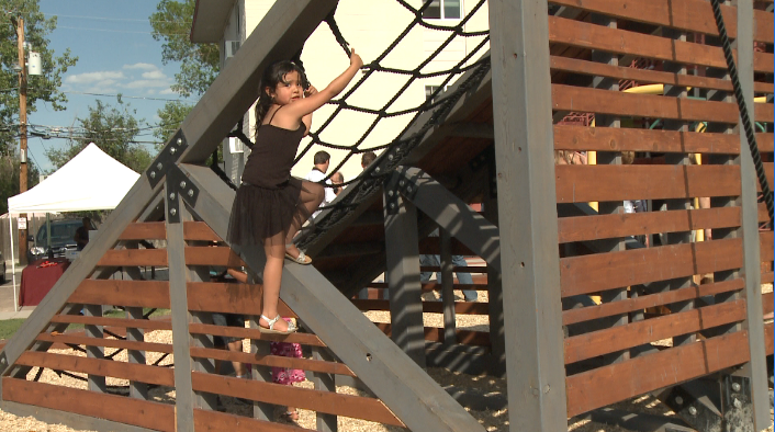 CU students build playground for class