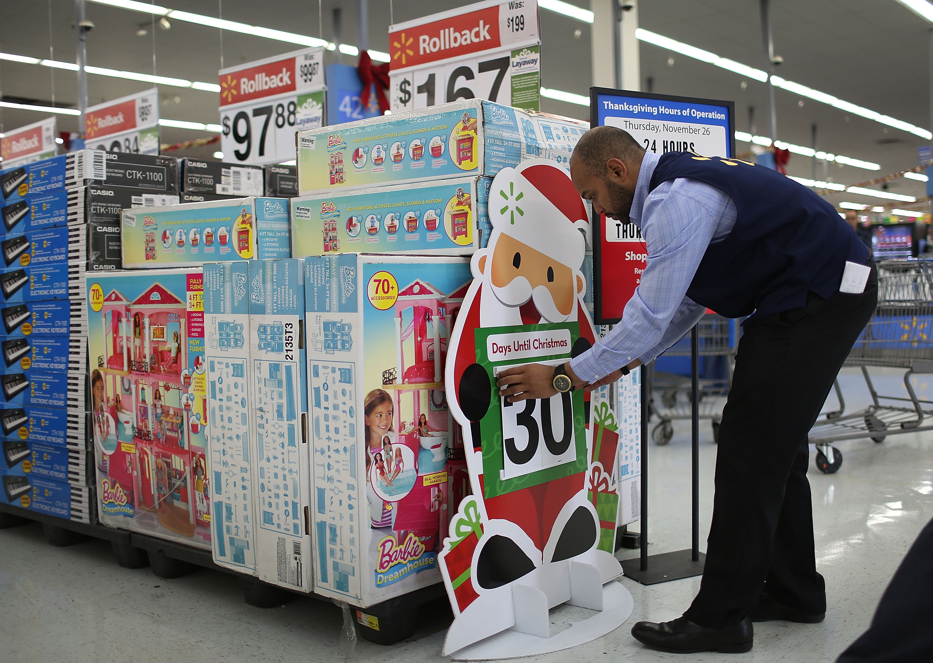 Walmart not hiring holiday workers, will increase hours for existing