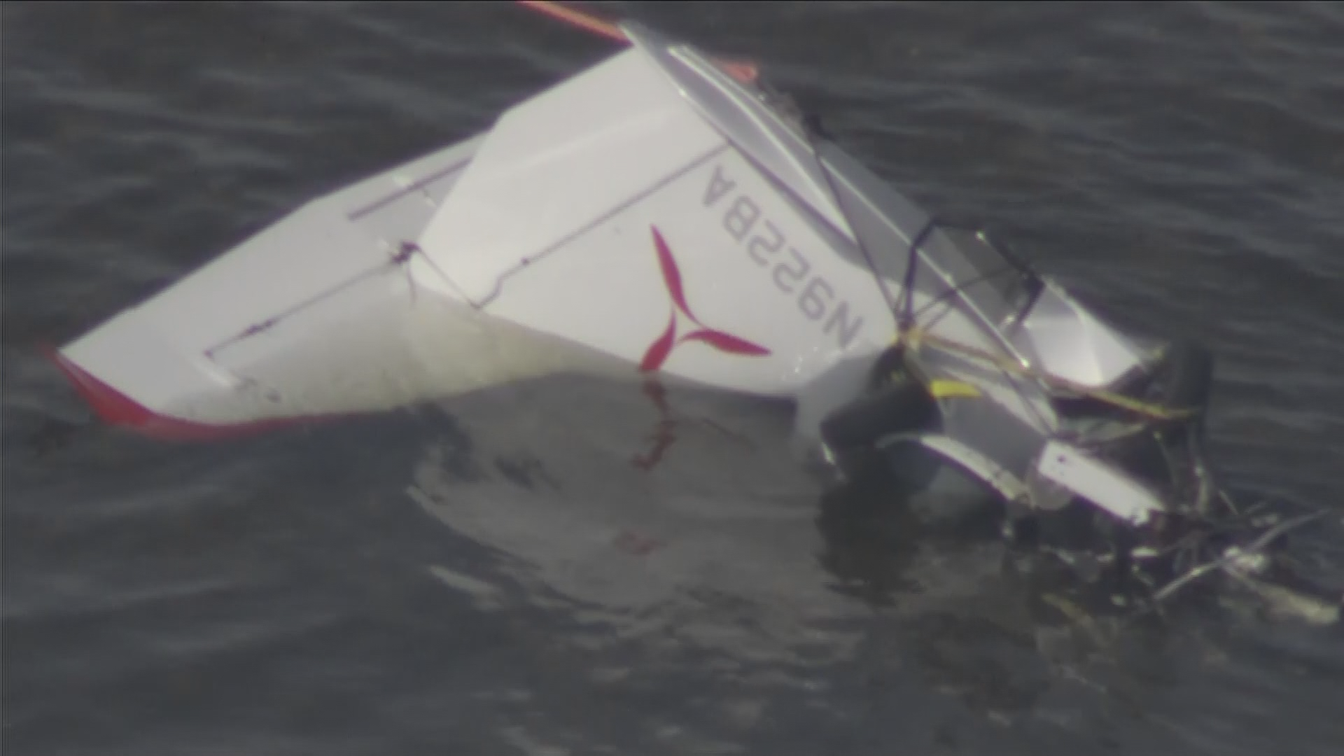 The plane crash of Roy Halladay - Icon A5 N922BA 