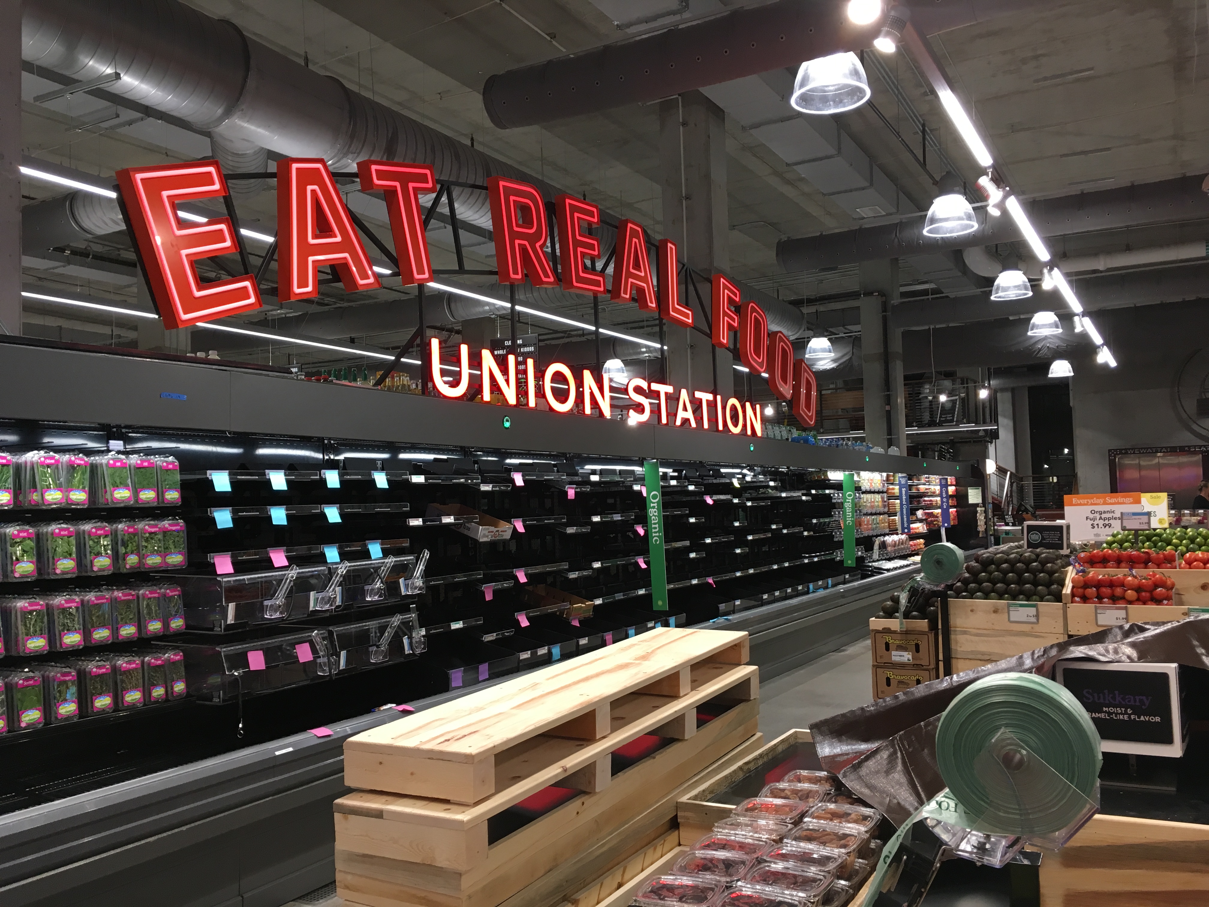 A first look at the new Union Station Whole Foods | 9news.com