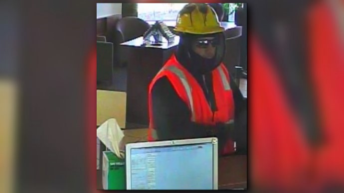 Man wearing construction outfit robs Northglenn bank | 9news.com