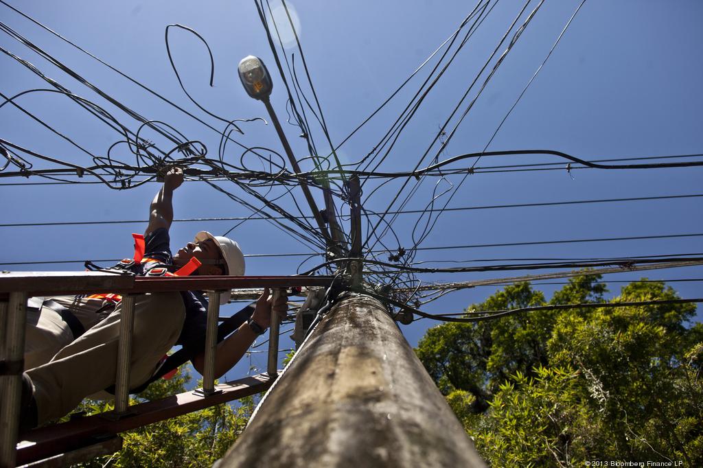 Xcel willing to sell wholesale power to Boulder utilility | 9news.com