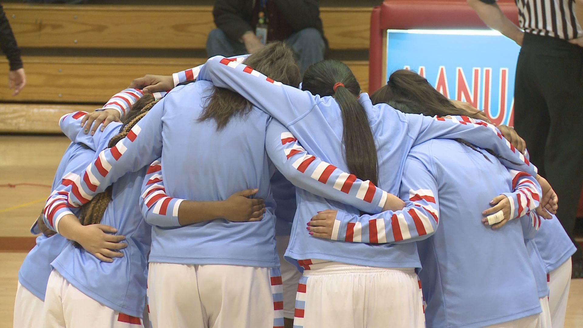 Manual Rls Manual girls take down rival Denver West | 9news.com