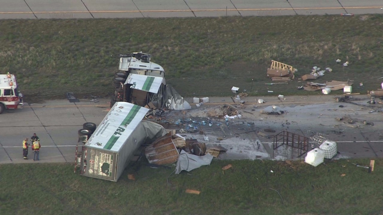 Semi trucks collide, crash closes Colorado freeway | abc10.com