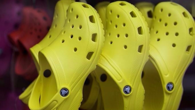 Crocs' Q1 revenues, earnings both rise | 9news.com