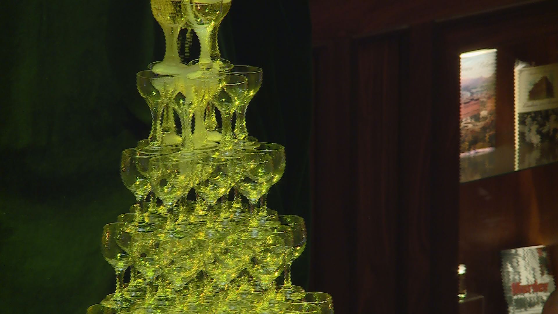 Champagne Cascade dazzles in Denver | 9news.com