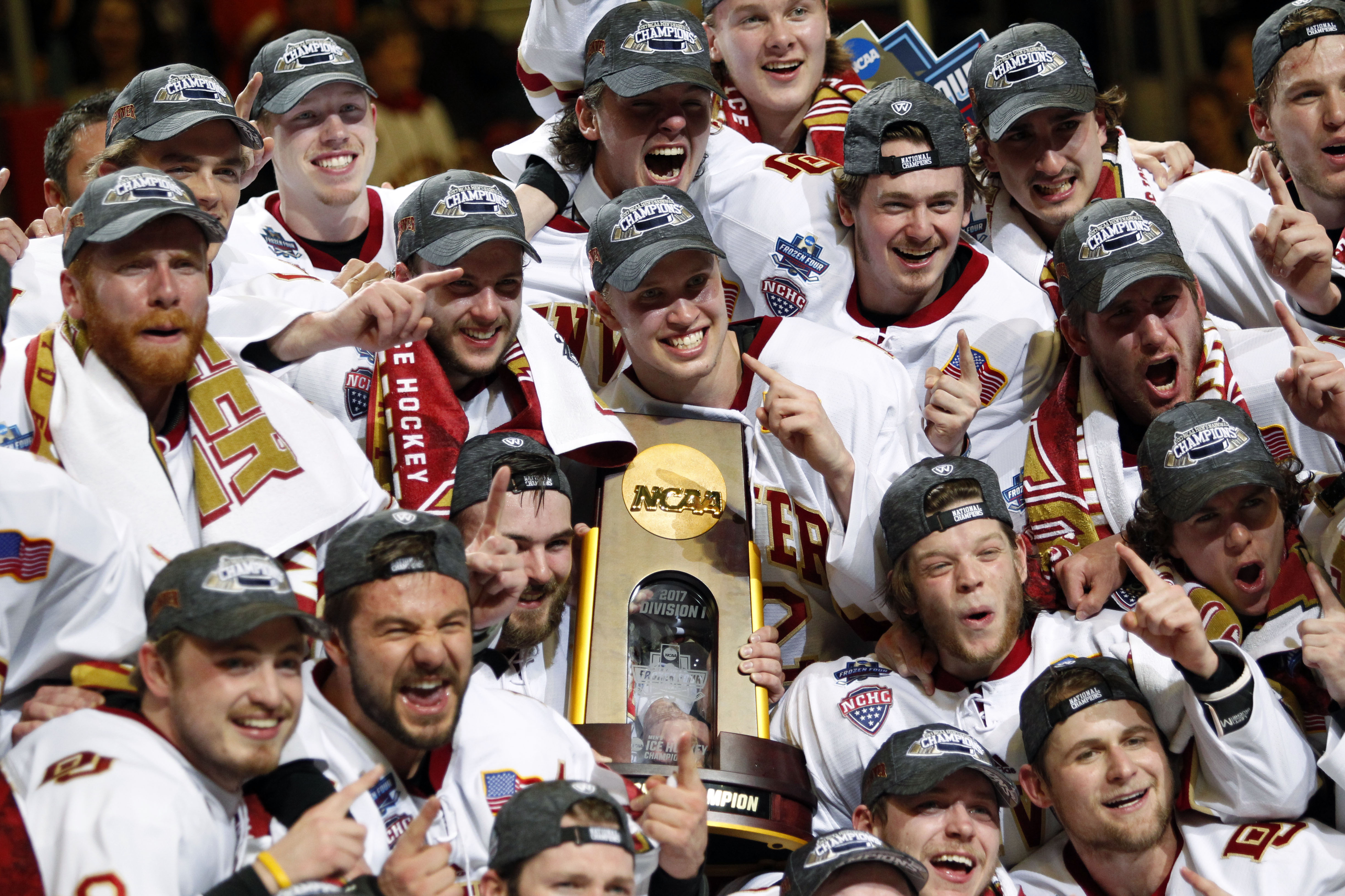 DU hockey beats UMD 3-2 to win its 8th national title in school history ...