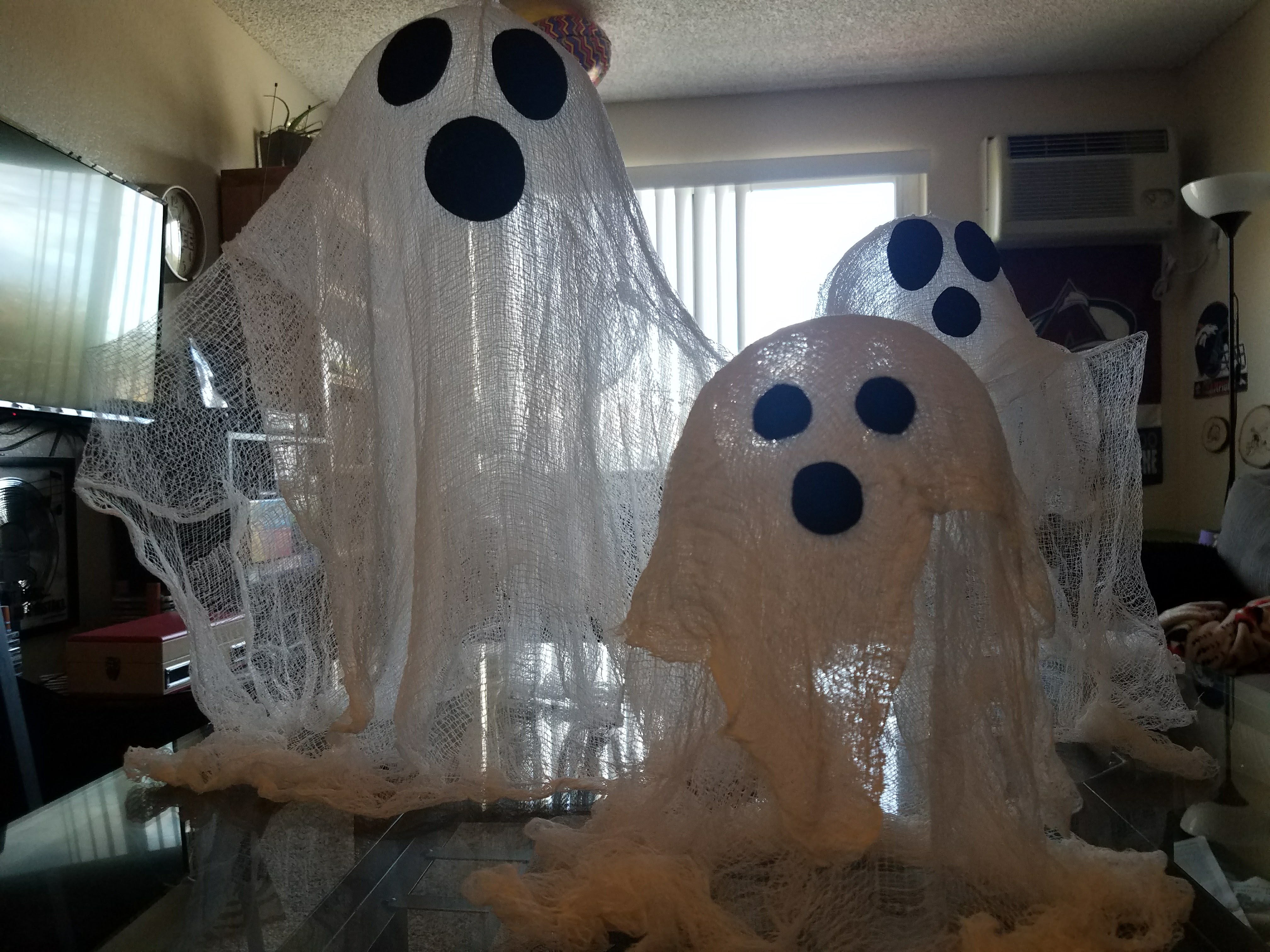 How to make cheesecloth ghosts for Halloween | 9news.com